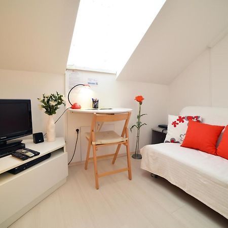Studio Apartment White Загреб Екстериор снимка
