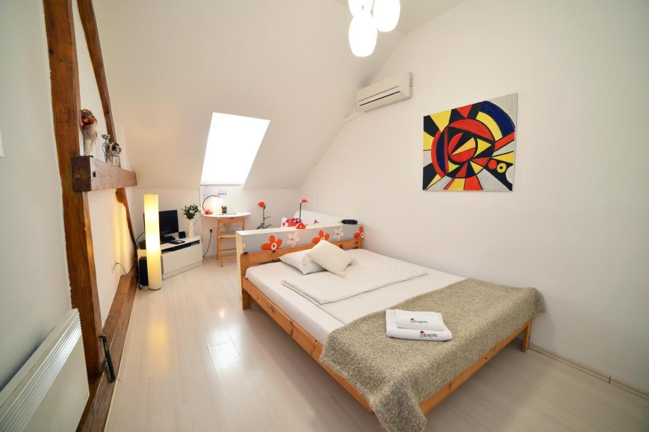 Studio Apartment White Загреб Екстериор снимка