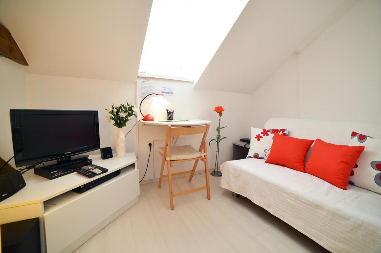 Studio Apartment White Загреб Екстериор снимка