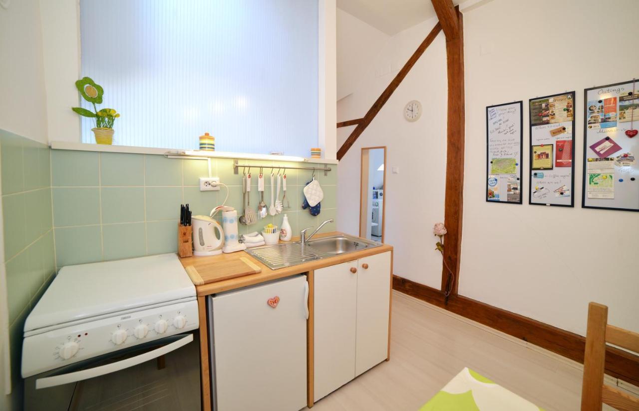 Studio Apartment White Загреб Екстериор снимка